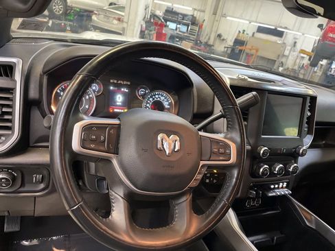 Used 2024 RAM 2500 Big Horn w/ Off Road Package AWD/4WD image 18