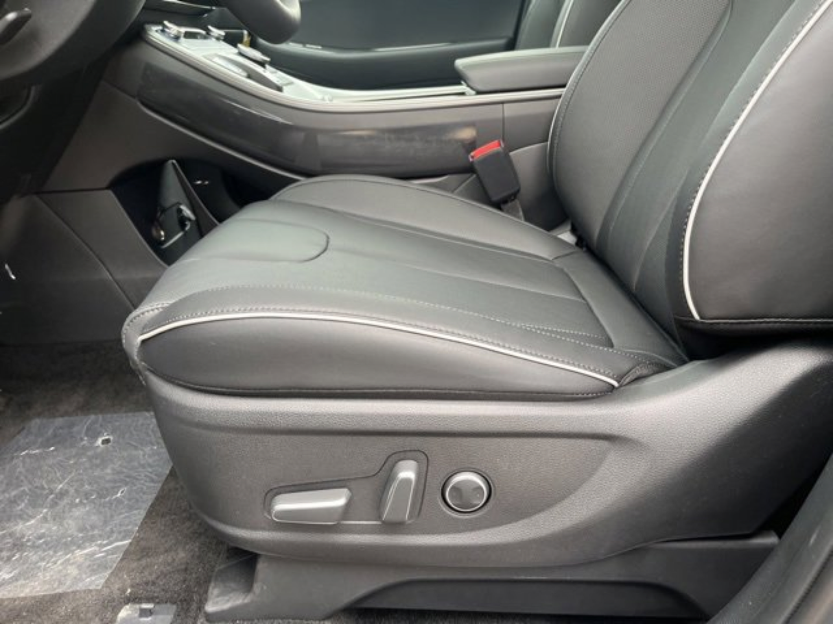 Certified 2025 Hyundai Palisade XRT FWD image 16