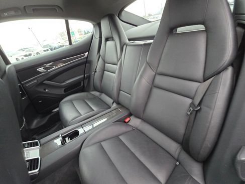 Used 2012 Porsche Panamera image 14