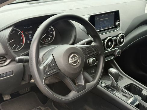 Used 2024 Nissan Sentra S FWD image 8