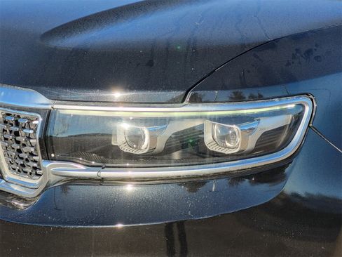 Used 2022 Jeep Grand Wagoneer Series III image 8