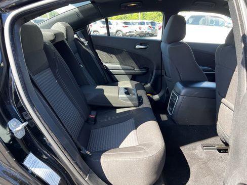 Used 2023 Dodge Charger SXT image 32