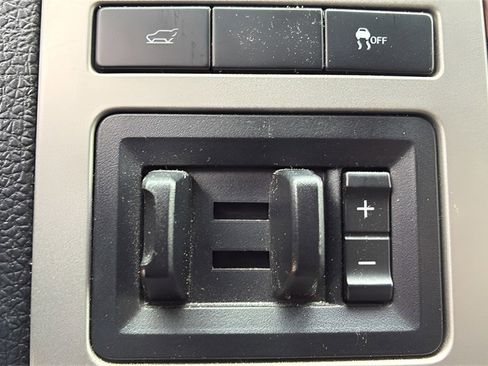 Used 2016 Ford Expedition King Ranch image 10