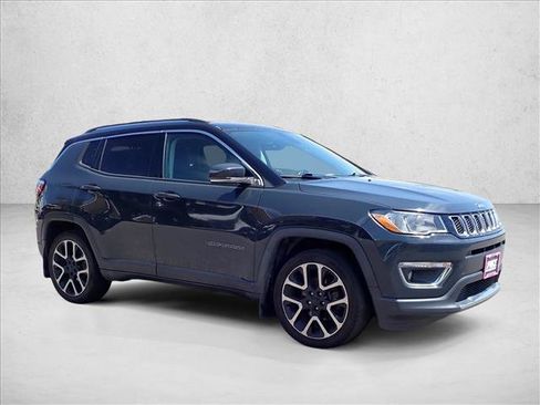 Used 2018 Jeep Compass Limited w/ Safe & Security Group FWD image 5