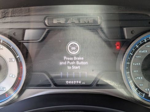 Used 2022 RAM 3500 Limited w/ Safety Group AWD/4WD image 33