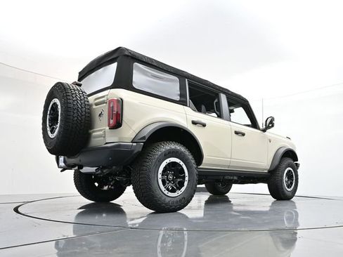 New 2025 Ford Bronco Badlands AWD/4WD image 31
