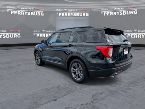 Used 2022 Ford Explorer XLT w/ Equipment Group 202A AWD/4WD image 6