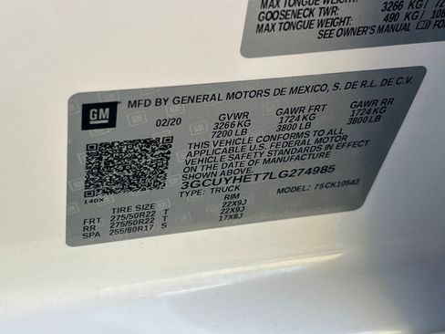 Used 2020 Chevrolet Silverado 1500 High Country w/ Technology Package image 29