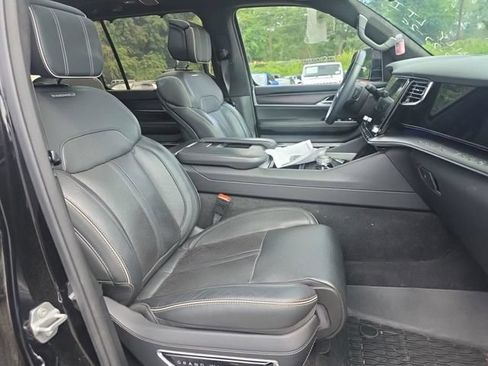 Certified 2023 Jeep Grand Wagoneer Series II w/ Quick Order Packagew 28T AWD/4WD image 10