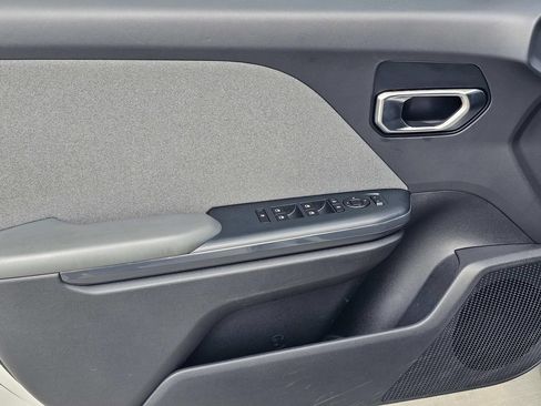 Used 2025 Kia K4 EX FWD image 18
