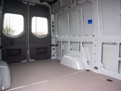 New 2025 Mercedes-Benz Sprinter 2500 image 36