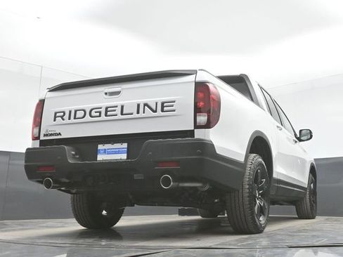 New 2026 Honda Ridgeline Black Edition image 48