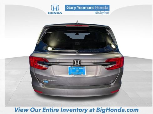 Certified 2024 Honda Odyssey EX image 8