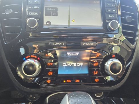 Used 2017 Nissan Juke SV w/ Technology Package FWD image 28