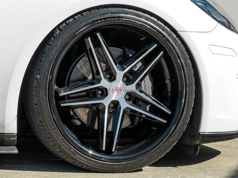 Used 2018 Porsche Panamera 4S image 78