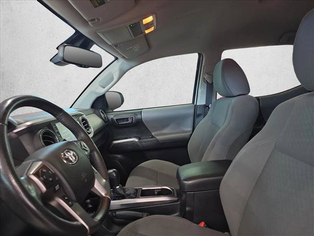 Used 2022 Toyota Tacoma SR5 RWD image 16