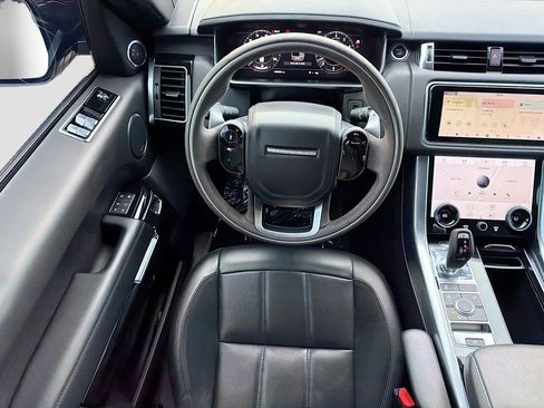 Used 2021 Land Rover Range Rover Sport HST image 17