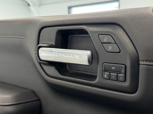 Used 2021 GMC Sierra 1500 AT4 w/ AT4 Value Package image 19