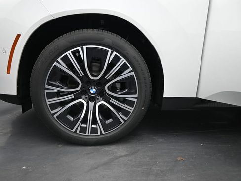 New 2026 BMW X3 xDrive30 w/ Premium Package AWD/4WD image 4