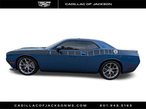 Used 2023 Dodge Challenger GT image 3