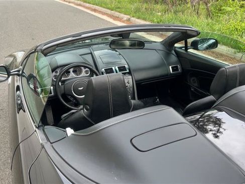 Used 2008 Aston Martin V8 Vantage Roadster RWD image 65