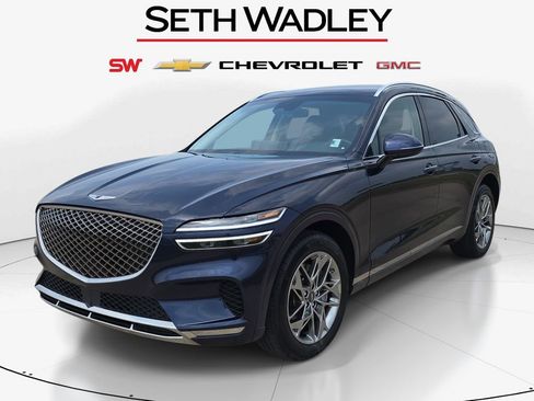 Used 2025 Genesis GV70 2.5T AWD/4WD image 3