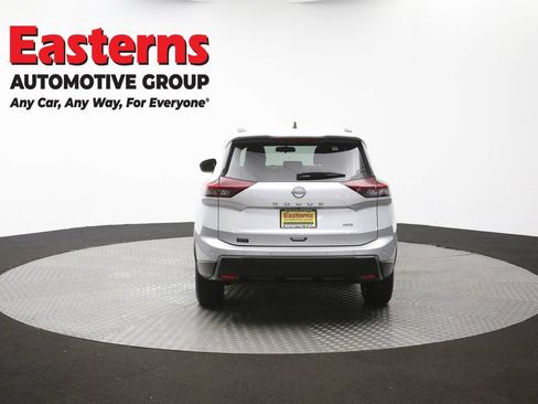 Used 2024 Nissan Rogue S AWD/4WD image 36