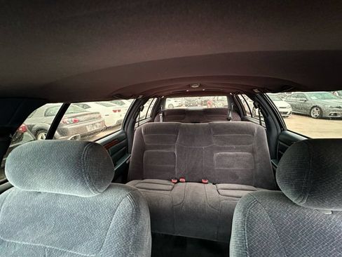 Used 1998 Cadillac De Ville FWD image 29