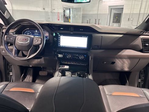 Used 2023 GMC Sierra 1500 AT4 w/ AT4 Preferred Package AWD/4WD image 40
