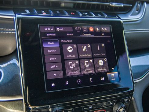 Used 2022 Jeep Grand Cherokee L Laredo image 35