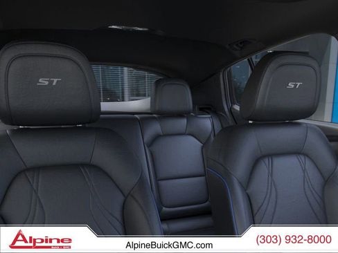 New 2026 Buick Envista Sport Touring w/ Convenience II Package FWD image 24