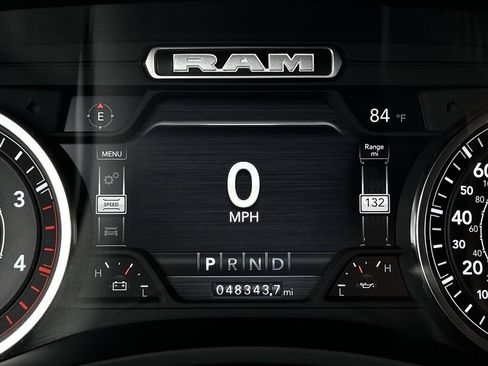 Used 2024 RAM 2500 Laramie w/ Safety Group AWD/4WD image 17