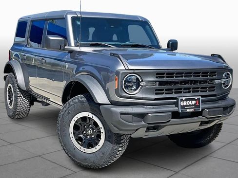 Used 2022 Ford Bronco 4-Door w/ Sasquatch Package image 3