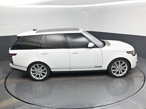 Used 2017 Land Rover Range Rover Supercharged image 13