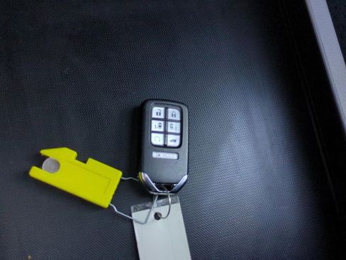 Used 2024 Honda Odyssey EX-L image 26