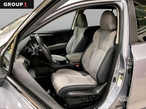Certified 2023 Subaru Outback Premium AWD/4WD image 8