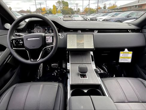 New 2026 Land Rover Range Rover Evoque Dynamic SE image 7