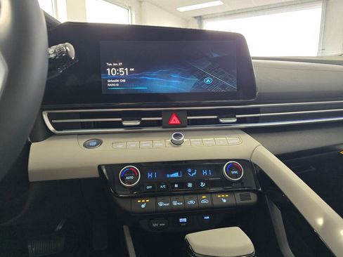 New 2026 Hyundai Elantra Limited image 27