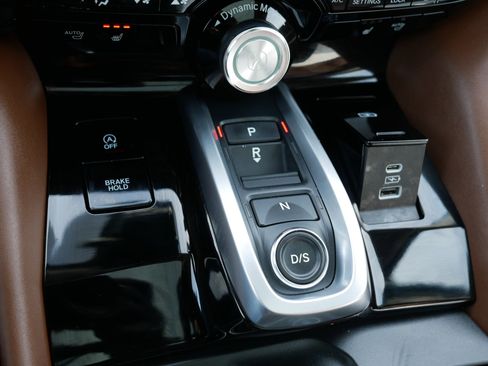 Certified 2024 Acura MDX SH-AWD w/ Technology Package image 24