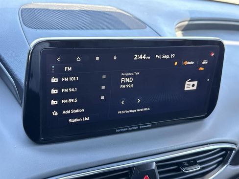 Used 2023 Hyundai Santa Fe Limited image 17