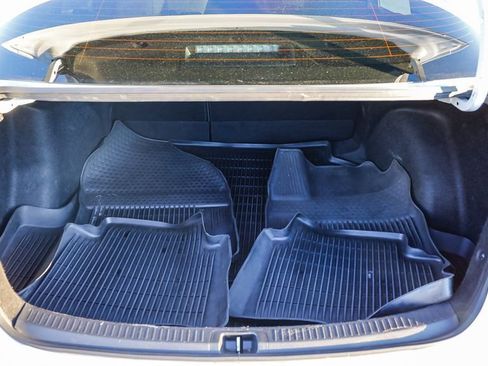 Used 2024 Toyota Corolla SE image 26