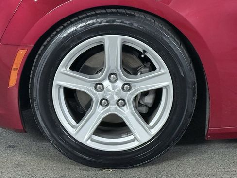 Used 2018 Chevrolet Camaro LT image 16