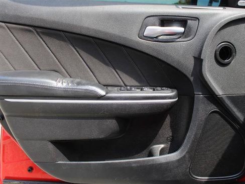 Used 2019 Dodge Charger R/T RWD image 10