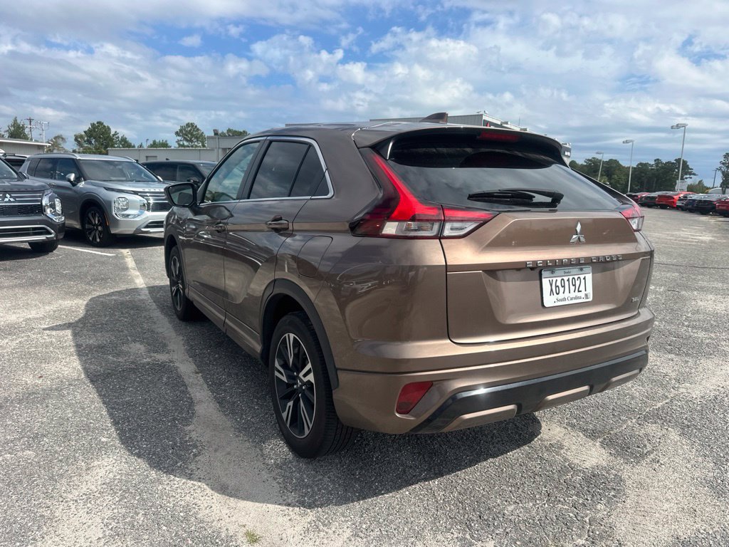 Used 2024 Mitsubishi Eclipse Cross SEL AWD/4WD image 5