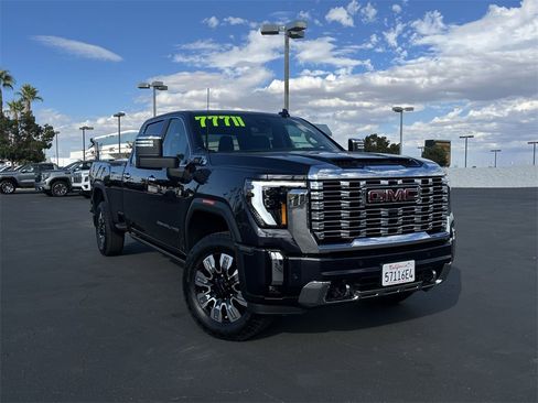 Used 2025 GMC Sierra 2500 Denali w/ Technology Package image 10
