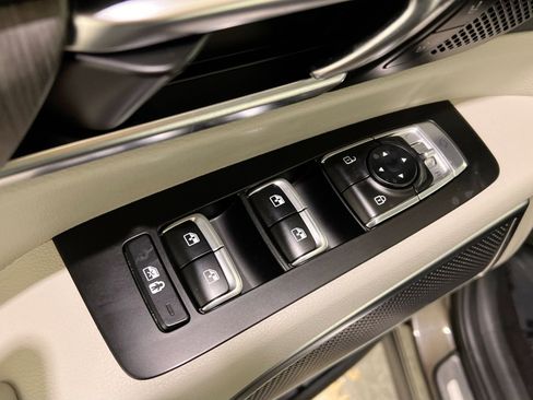 Used 2023 Kia Telluride SX image 33