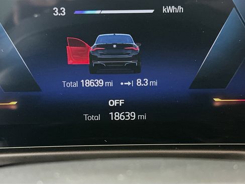 Used 2023 BMW i4 eDrive35 RWD image 19