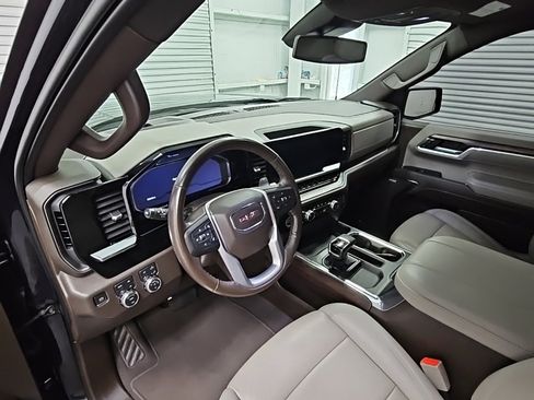 Used 2023 GMC Sierra 1500 SLT w/ SLT Premium Package image 11