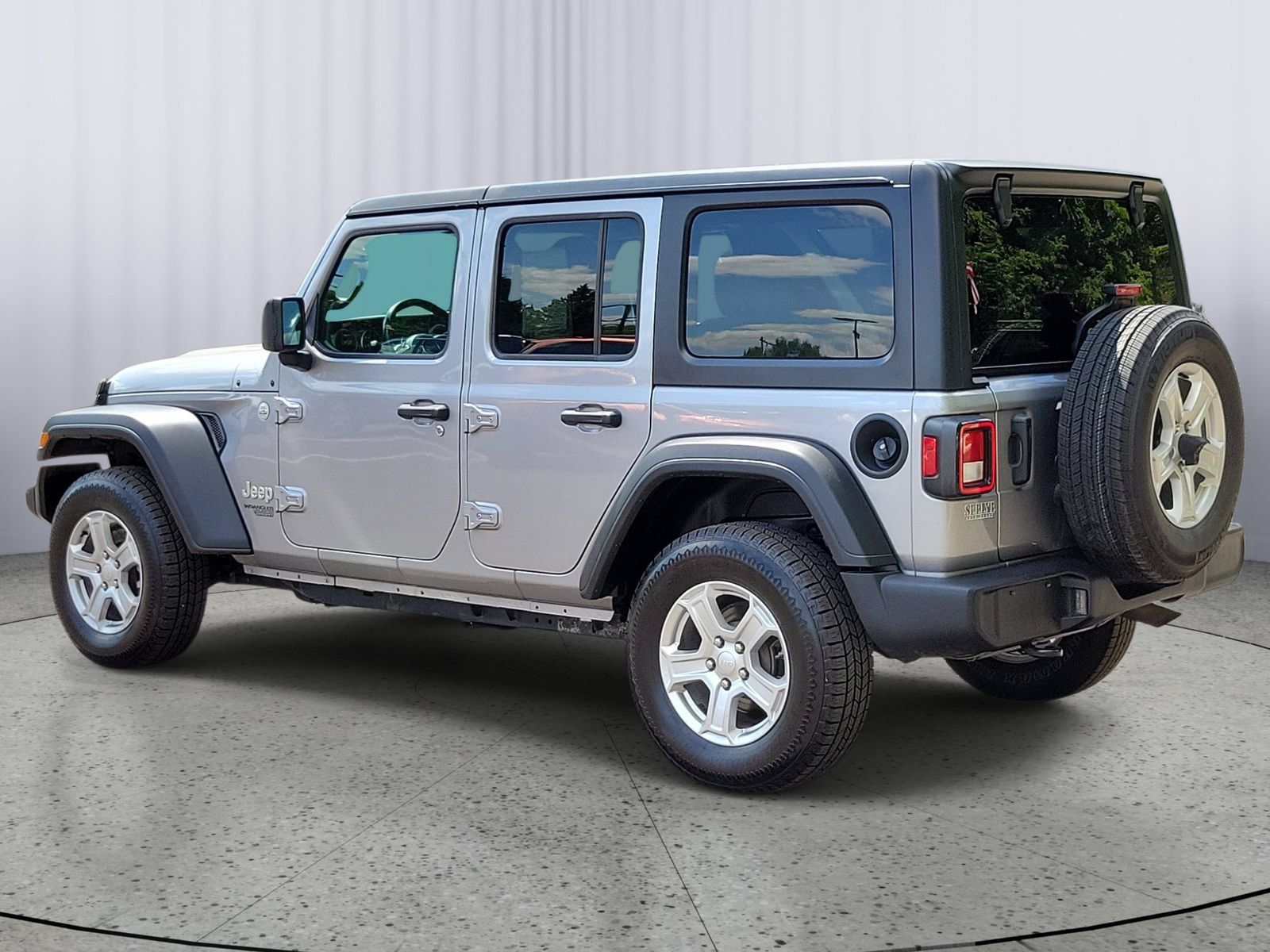 Used 2021 Jeep Wrangler Unlimited Sport AWD/4WD image 4
