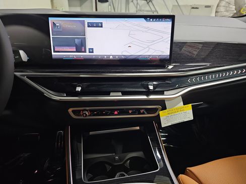 New 2026 BMW X5 xDrive40i w/ M Sport Package AWD/4WD image 22